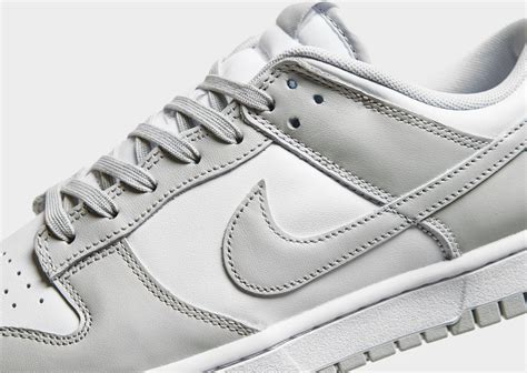 nike dunks grey low